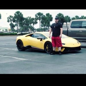 Meet your Posher, Tyler